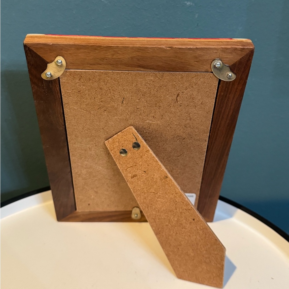 Anthropologie Red Coral Decorative Inlay Photo Frame - Holds 5x7” Picture - Picture 7 of 9